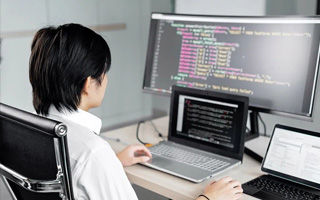 汉川 ,php声明和调用变量的符号是什么？