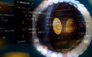 汉川 api php源码,下载的php源码怎么运行呢？
